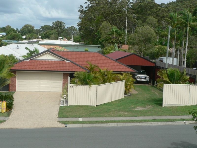 93 Elkhorn St, Kuluin QLD 4558