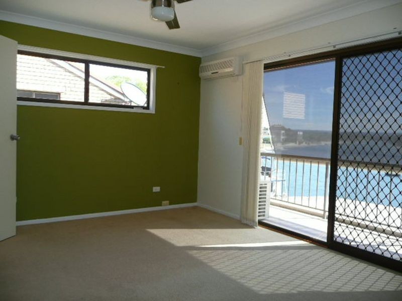 1/18 Broadmeadows Rd, Maroochydore QLD 4558