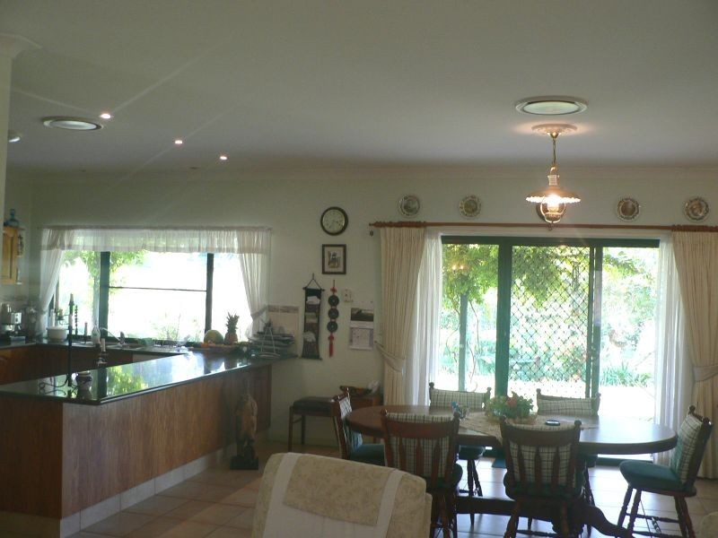 15 Shires Rd, Woombye QLD 4559