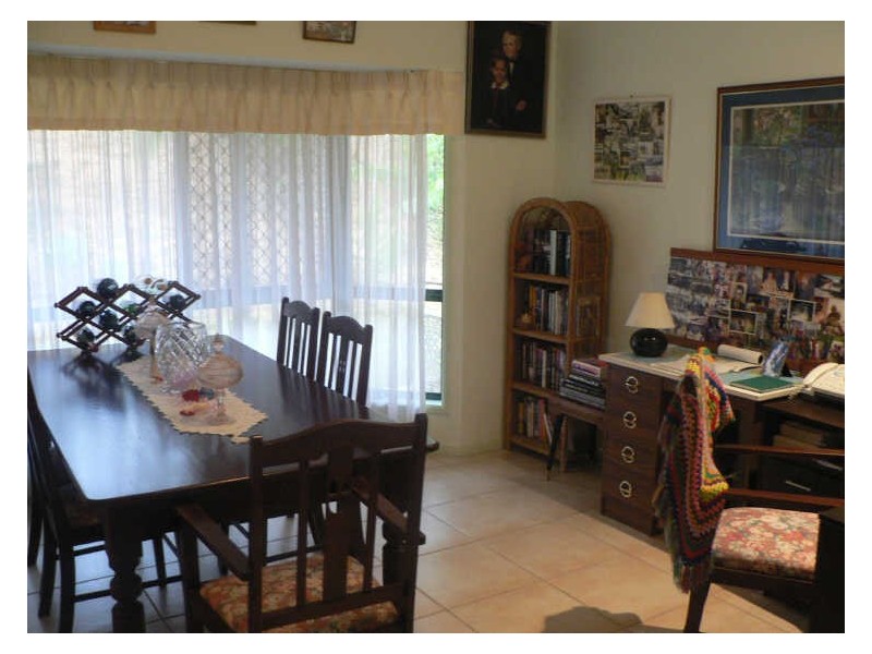 15 Shires Rd, Woombye QLD 4559
