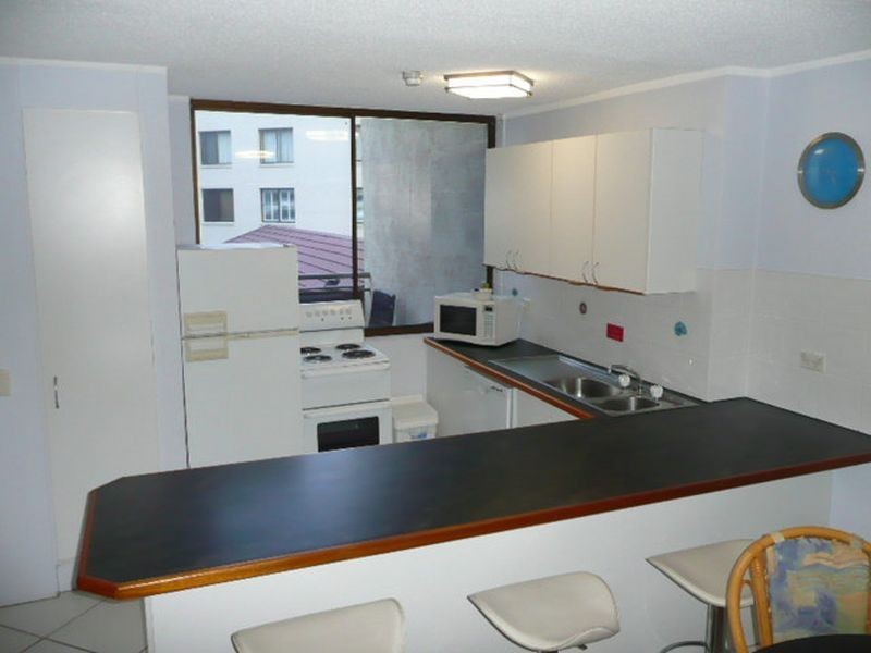 5/2 Maroubra St, Maroochydore QLD 4558