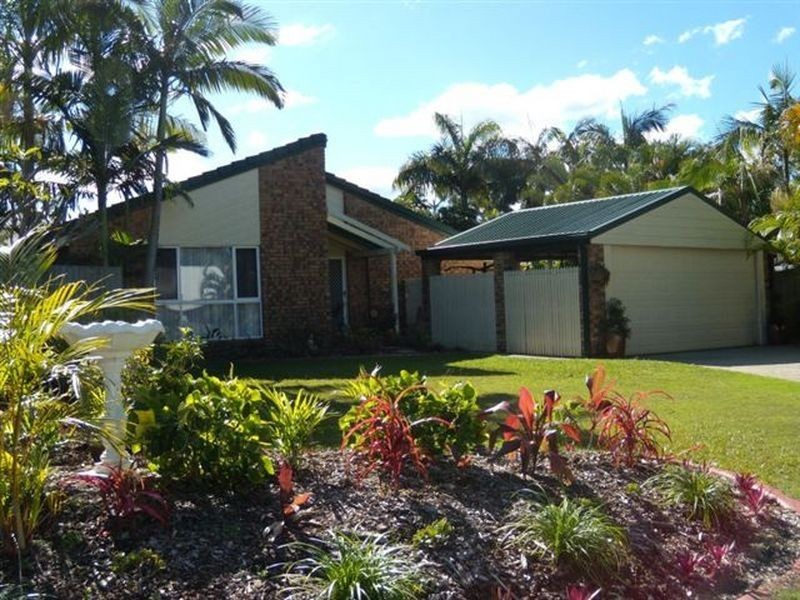 13 Waimea Ct, Mountain Creek QLD 4557