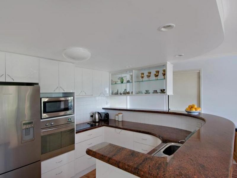 2/27 The Esplanade, Cotton Tree QLD 4558