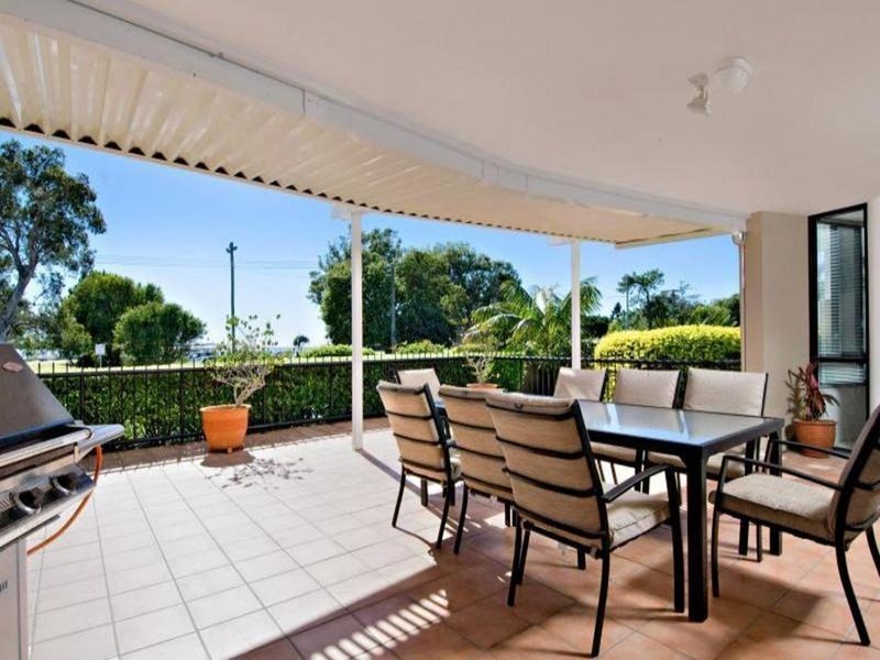 2/27 The Esplanade, Cotton Tree QLD 4558
