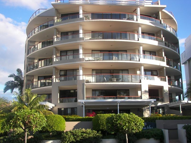 2/27 The Esplanade, Cotton Tree QLD 4558
