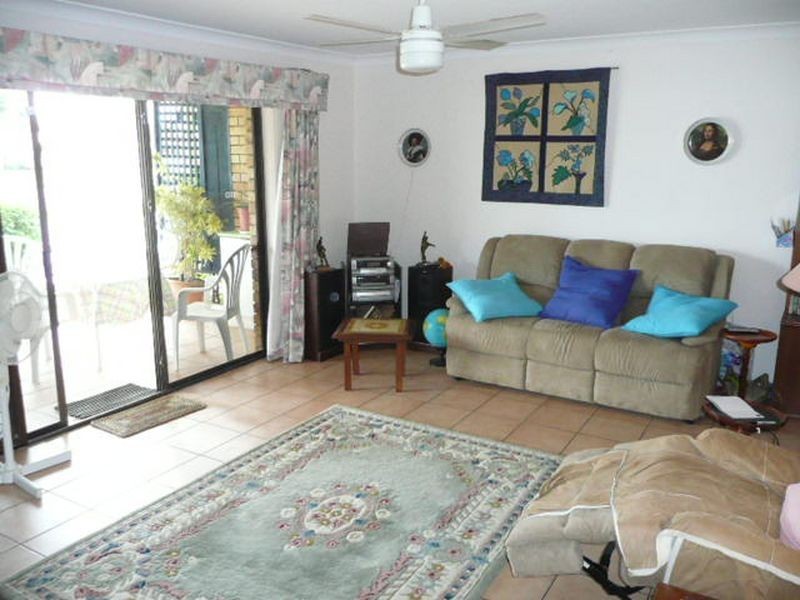 3/20 Broadmeadows Rd, Maroochydore QLD 4558