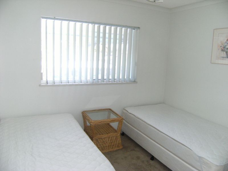 8/153 Bradman Ave, Maroochydore QLD 4558