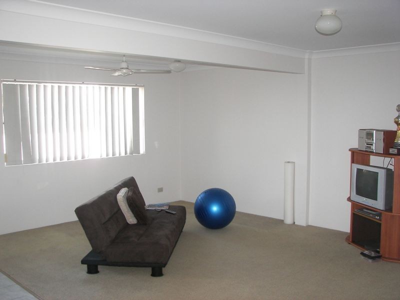 4/51 Beach Pde, Cotton Tree QLD 4558