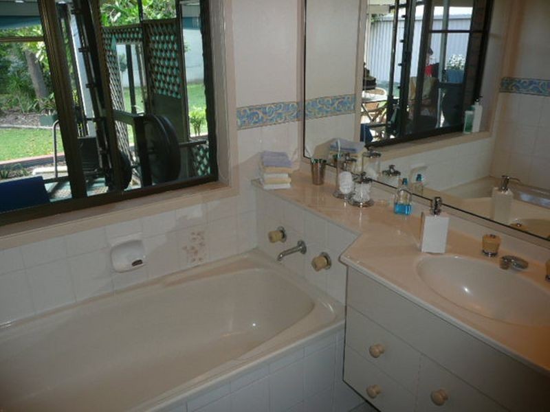 142 Tallow Wood Dr, Kuluin QLD 4558