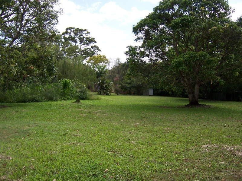 327 Main Rd, Kuluin QLD 4558