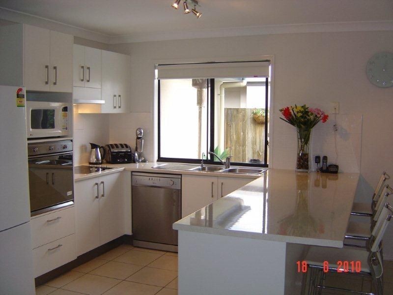 13 Bateman St, Sippy Downs QLD 4556