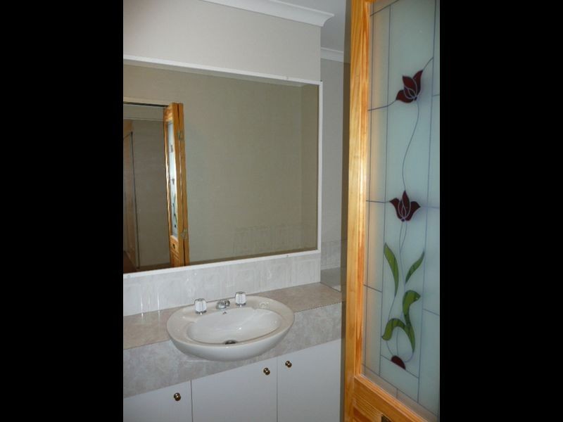 2/289 Bradman Ave, Maroochydore QLD 4558