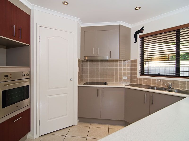 11 Rosslare Ct Maroochy Meadows Estate, Kuluin QLD 4558