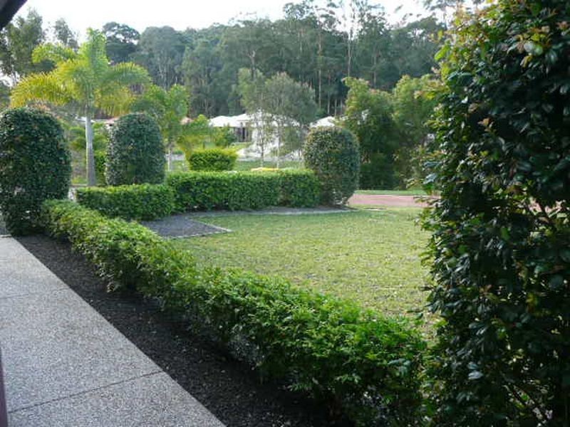11 Rosslare Ct Maroochy Meadows Estate, Kuluin QLD 4558