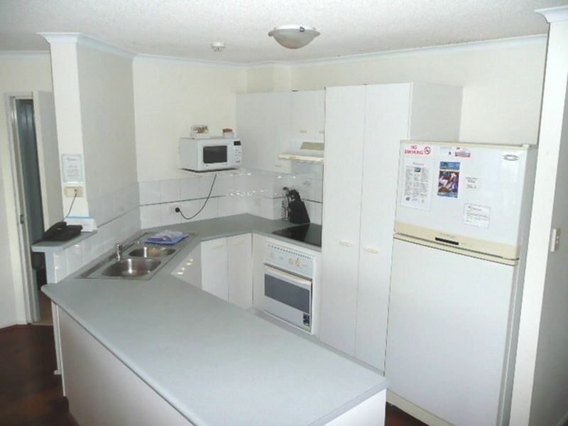 18/2 Picnic Point Esp, Maroochydore QLD 4558