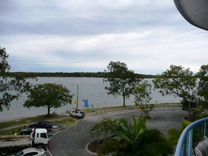 18/2 Picnic Point Esp, Maroochydore QLD 4558