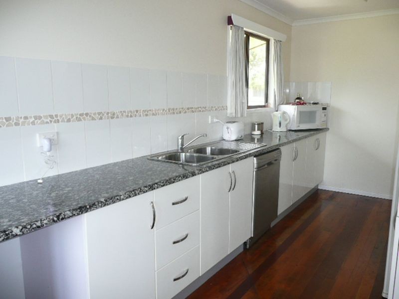 4 Morobe Cres, Bli Bli QLD 4560