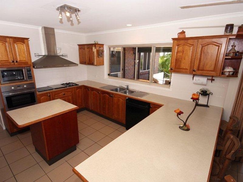 117-121 Ocean Vista Dr, Coolum Beach QLD 4573