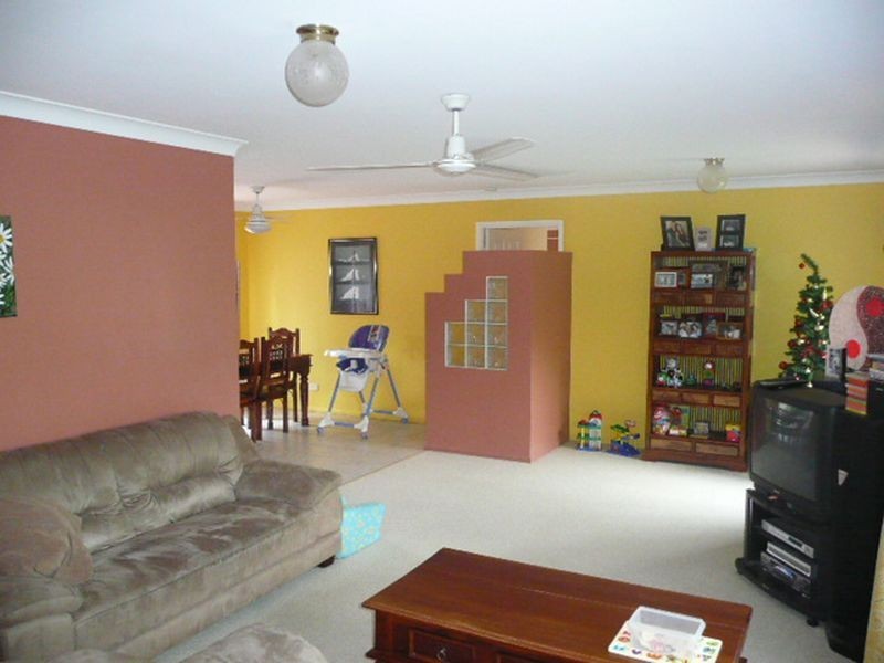 85 Tallow Wood Dr, Kuluin QLD 4558
