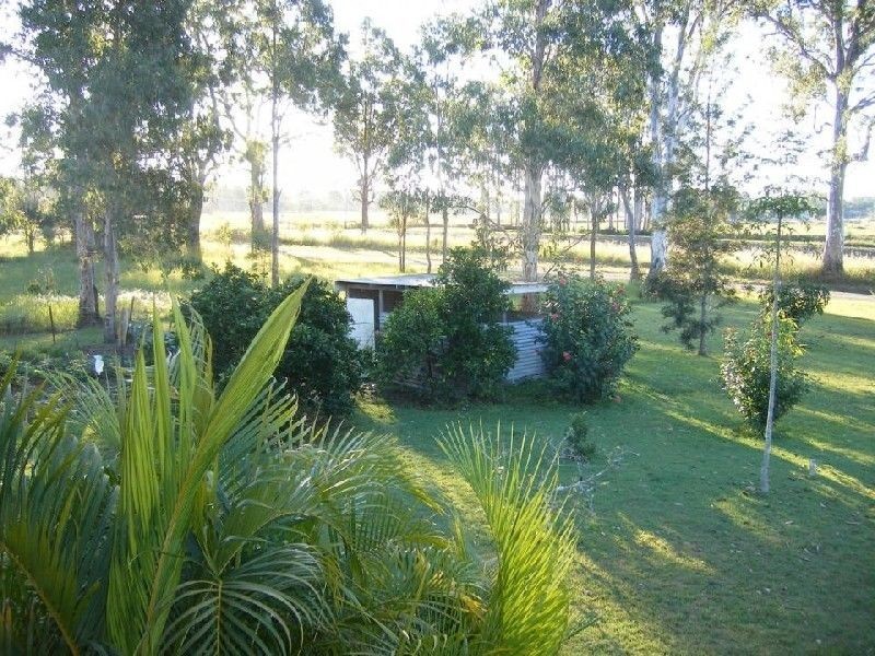 8 Dakins Road, Gundiah QLD 4650