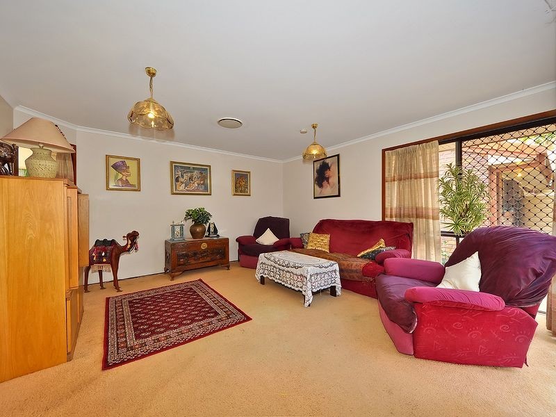 27 Adori Dr, Mountain Creek QLD 4557