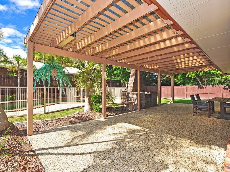 27 Adori Dr, Mountain Creek QLD 4557