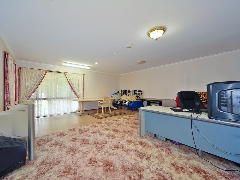 27 Adori Dr, Mountain Creek QLD 4557