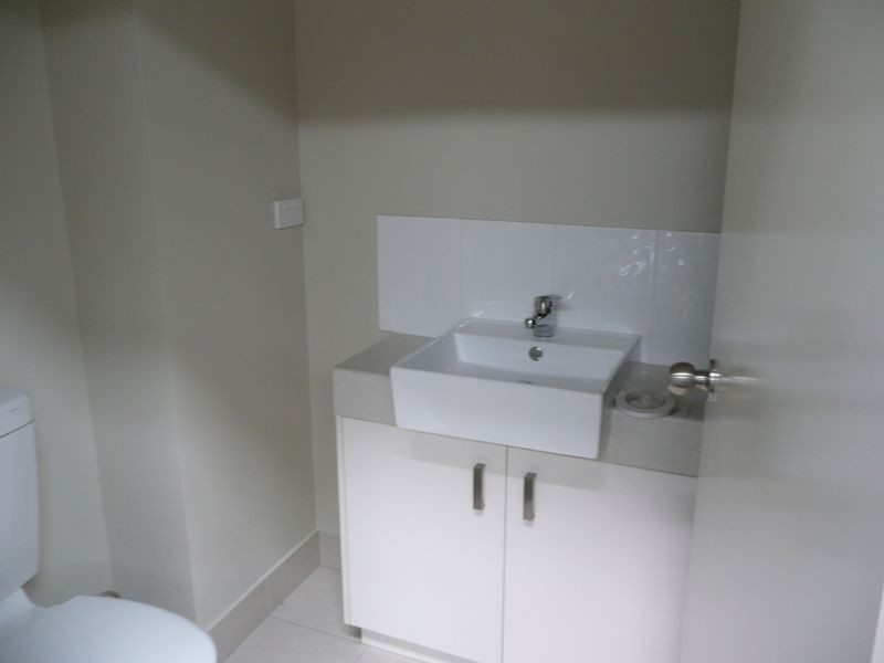 32 Hoopers Rd, Kunda Park QLD 4556