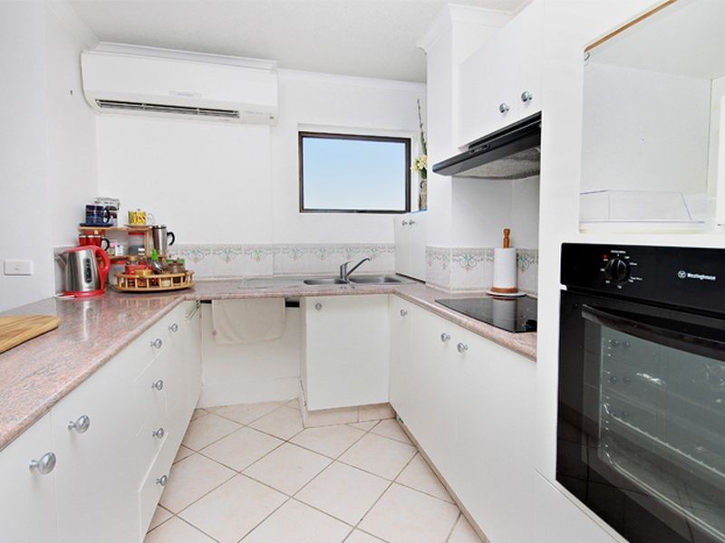 61/150 Duporth Ave, Maroochydore QLD 4558