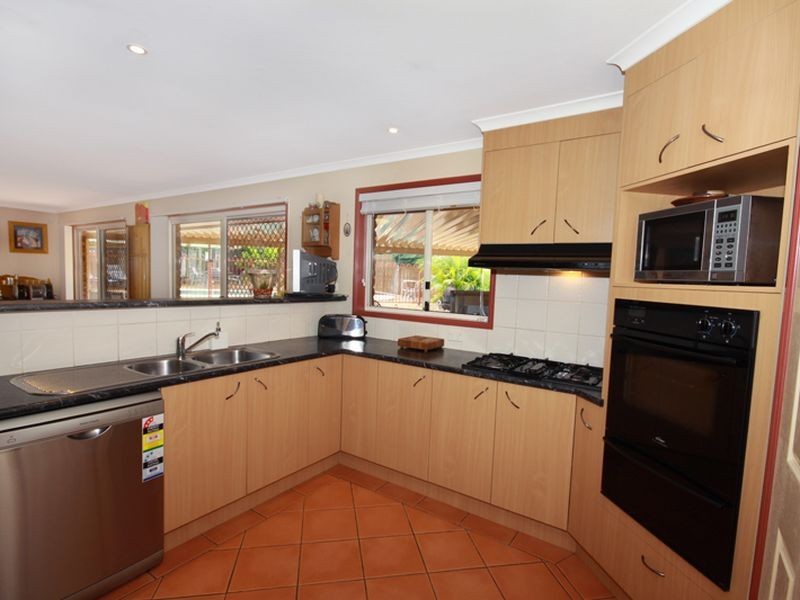 1 Emerald Vista Pde, Yandina QLD 4561