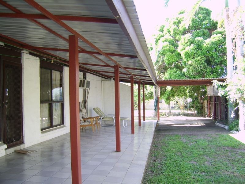16 Deejay St, Maroochydore QLD 4558