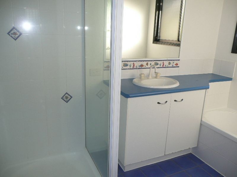 16 Taree Ct, Kuluin QLD 4558