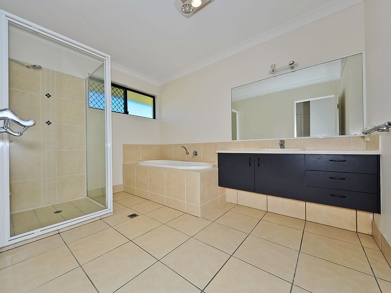 5 Baltimore Pl Maroochy Meadows Estate, Kuluin QLD 4558