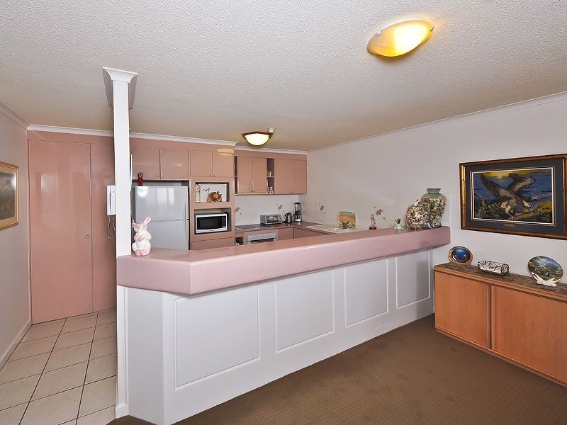 10B-C/120 Duporth Ave, Maroochydore QLD 4558