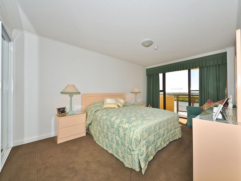10B-C/120 Duporth Ave, Maroochydore QLD 4558