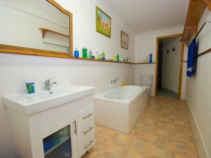 168 Petrie Creek Rd, Bli Bli QLD 4560