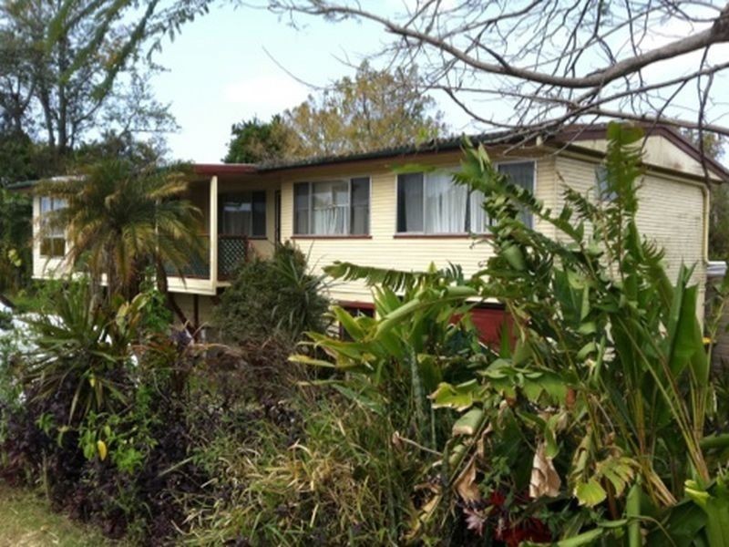 2 Sandalwood Lane, Forest Glen QLD 4556
