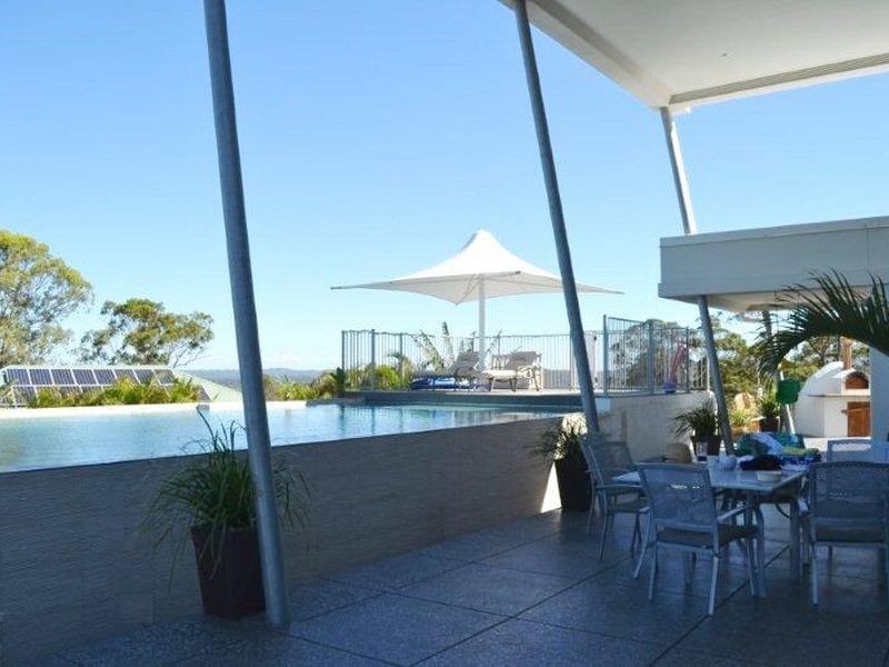 134 Ocean Vista Dr, Maroochy River QLD 4561