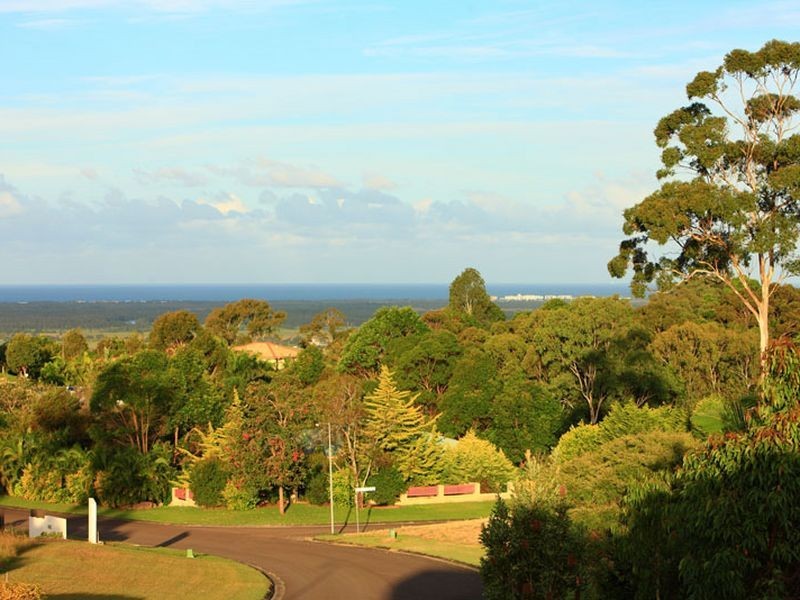 134 Ocean Vista Dr, Maroochy River QLD 4561