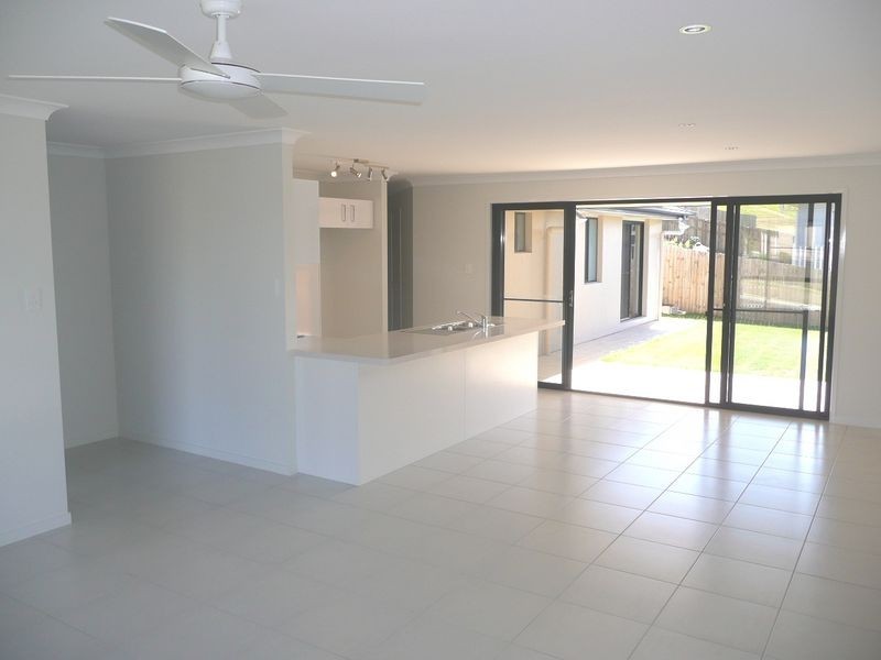 1/10 Ginger Bell Ave, Bli Bli QLD 4560