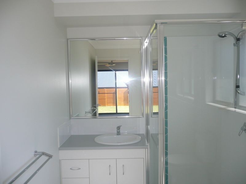 1/10 Ginger Bell Ave, Bli Bli QLD 4560