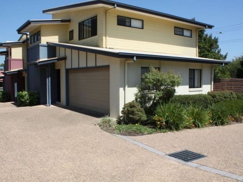 10/8 (4-10) Primary School Ct, Maroochydore QLD 4558