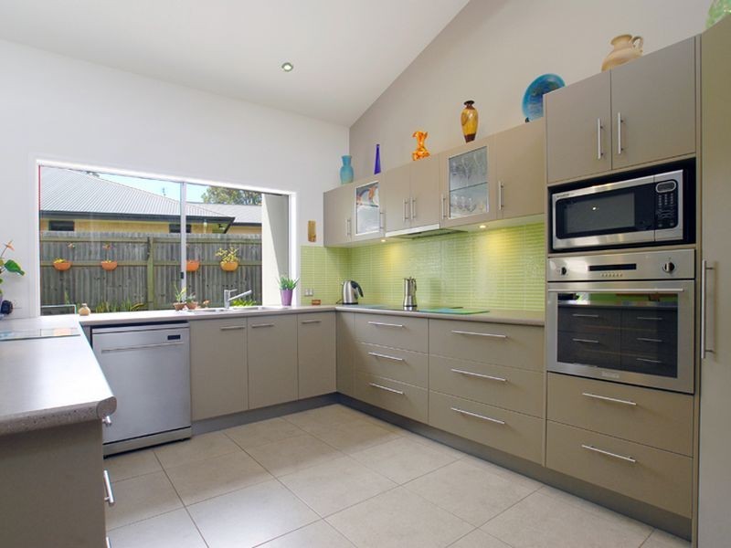 8 Calais Ct, Kuluin QLD 4558