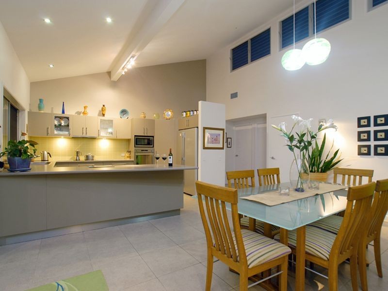 8 Calais Ct, Kuluin QLD 4558