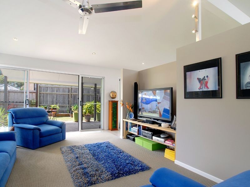 8 Calais Ct, Kuluin QLD 4558