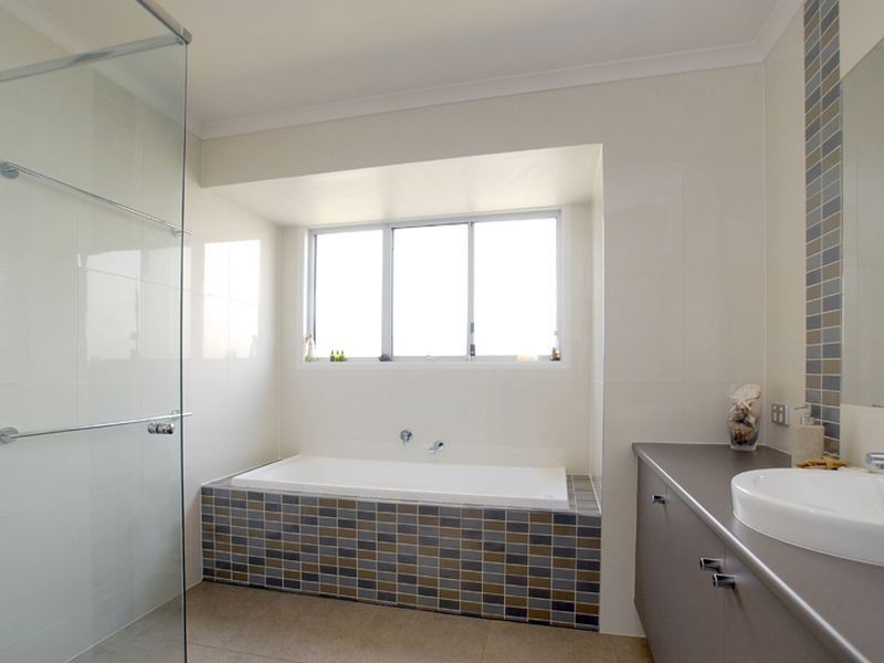 8 Calais Ct, Kuluin QLD 4558