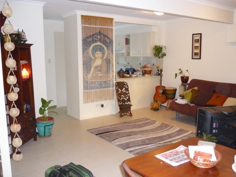 2/16 Blanck St, Maroochydore QLD 4558