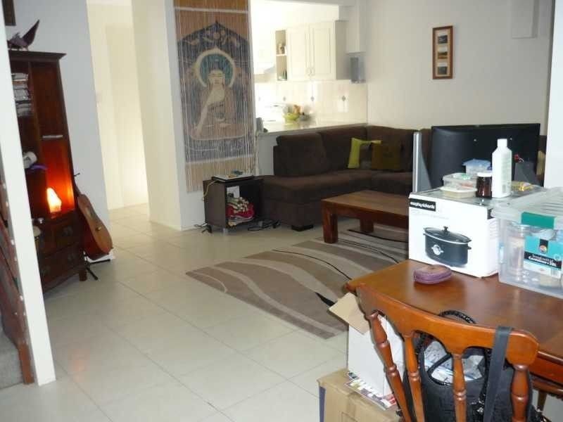 2/16 Blanck St, Maroochydore QLD 4558