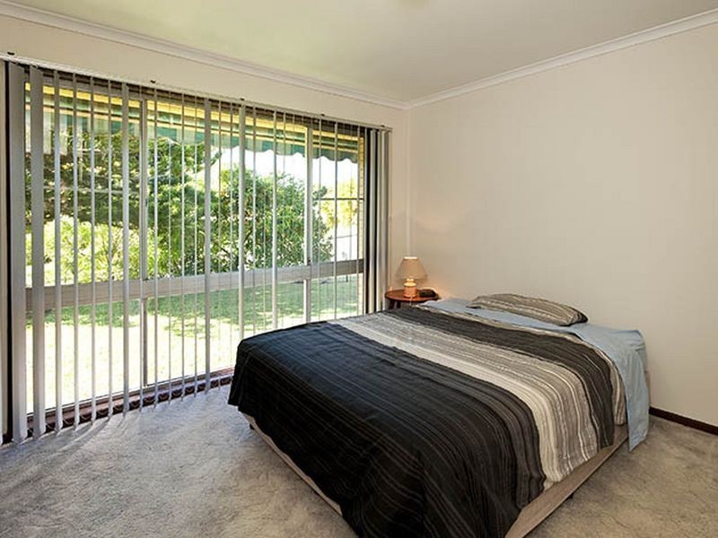 6 Orlando Cres, Kuluin QLD 4558