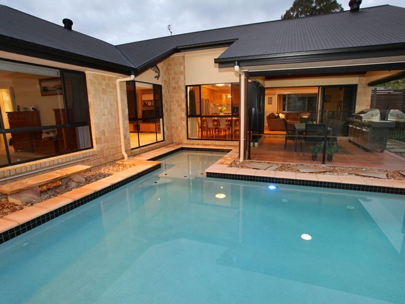 10 Calais Ct, Kuluin QLD 4558